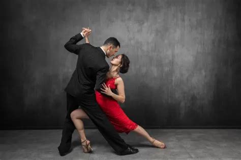  Your Tango: Bir Aşk Dansının İncelikli Adımları 